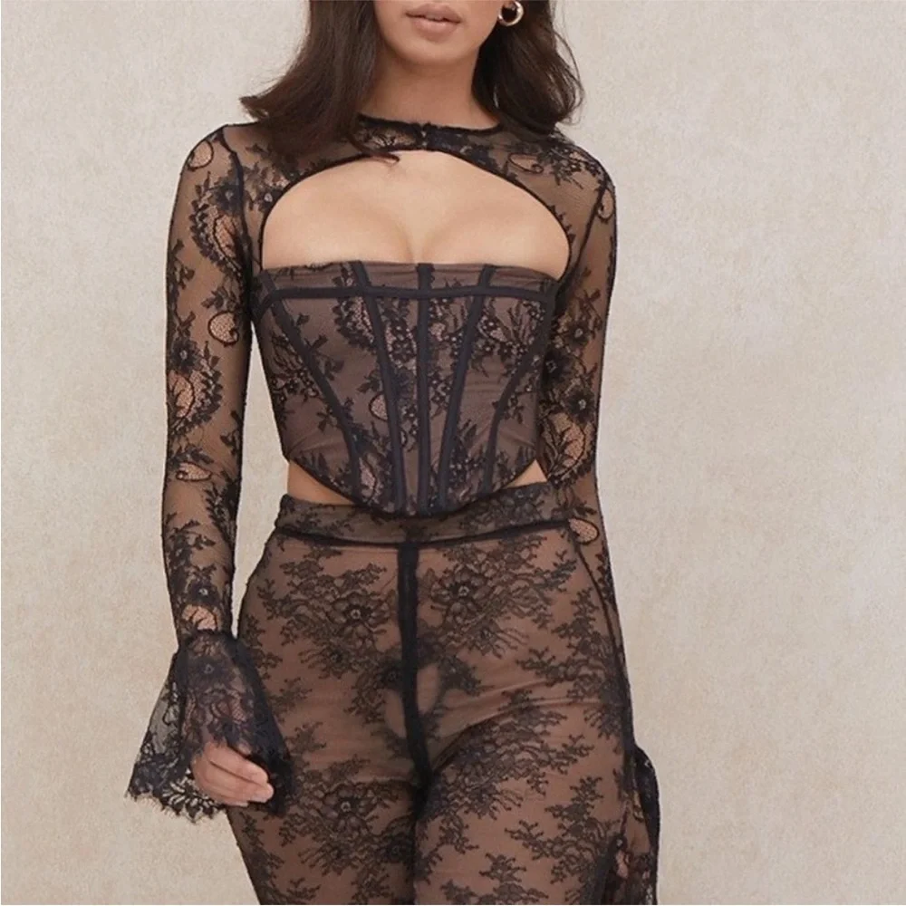 House of CB ‘Brielle’ Black Lace Peplum Sleeve Corset Top